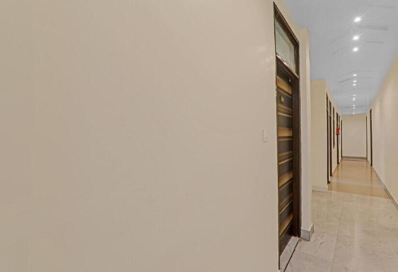 Отель Fabexpress Marigold