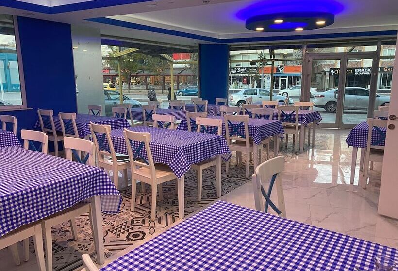 Grand Niki Hotel & Spa