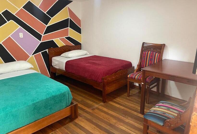 فندق El Jardín Escondido Party Hostel