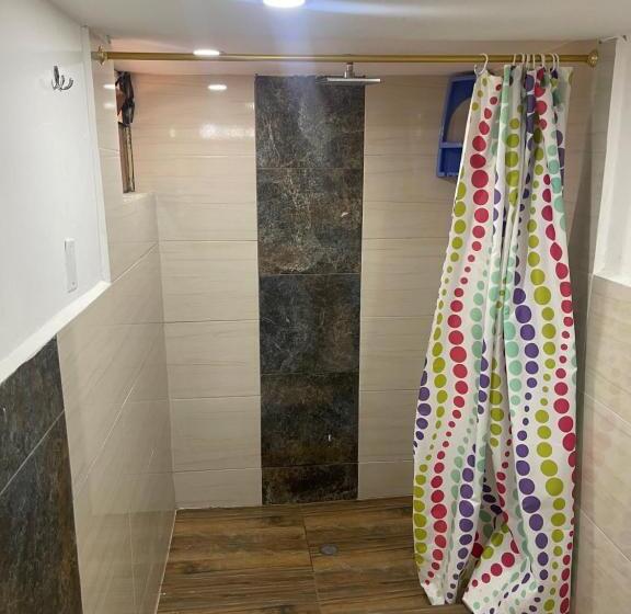 فندق El Jardín Escondido Party Hostel