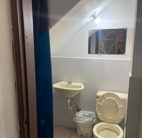 فندق El Jardín Escondido Party Hostel