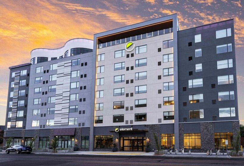 هتل Element Colorado Springs Downtown