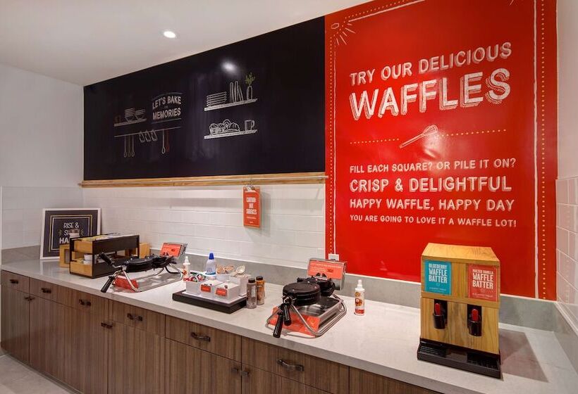 فندق Hampton Inn & Suites Ontario Rancho Cucamonga