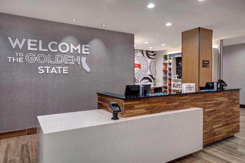 فندق Hampton Inn & Suites Ontario Rancho Cucamonga