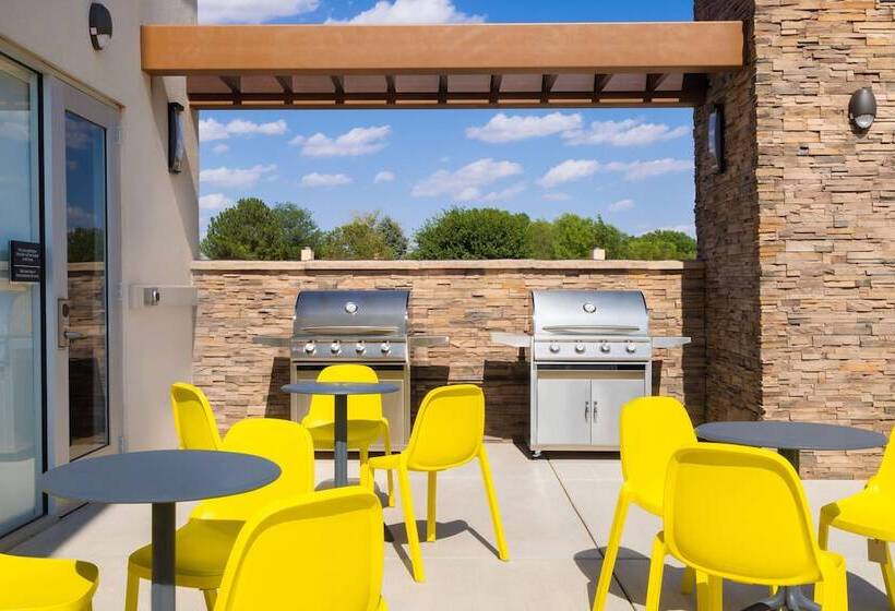 فندق Home2 Suites By Hilton Clovis