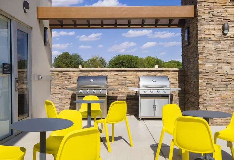 فندق Home2 Suites By Hilton Clovis