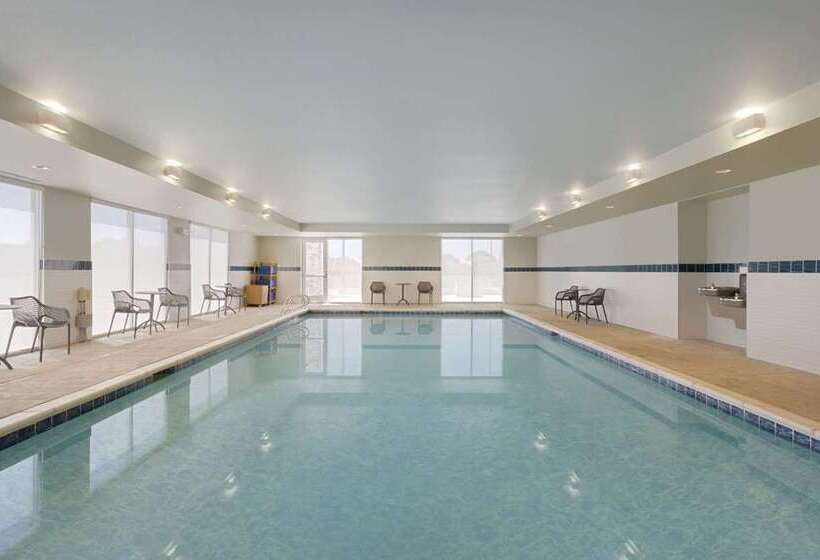 فندق Home2 Suites By Hilton Clovis