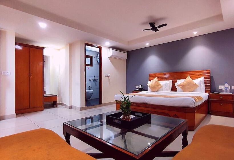 Mahesh By Shrigo Hotels