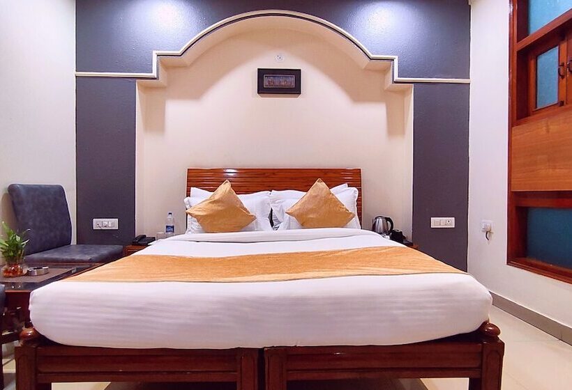 Mahesh By Shrigo Hotels