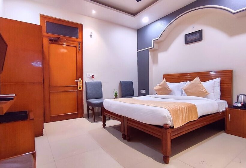 Mahesh By Shrigo Hotels