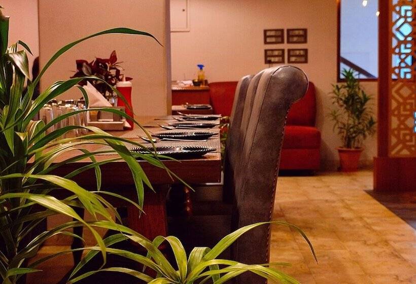 Mahesh By Shrigo Hotels