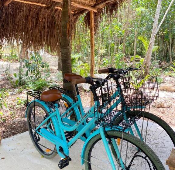 호텔 Nuscaa Boutique Tree House & Spa