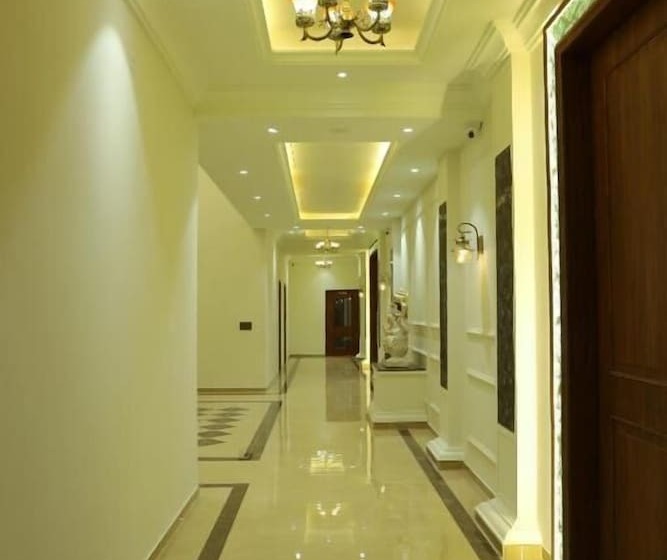 酒店 Ratna Vilas Palace