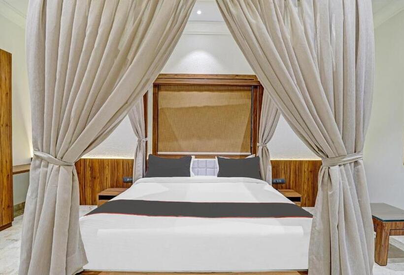 酒店 Ratna Vilas Palace