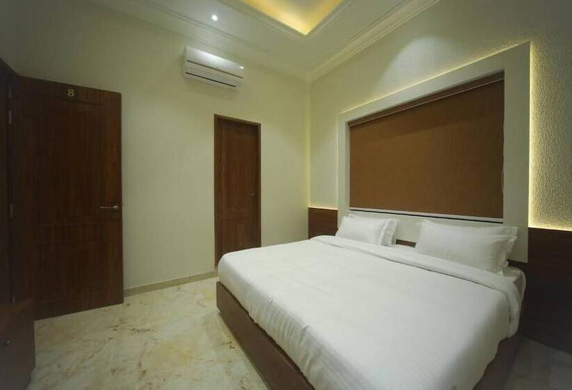 酒店 Ratna Vilas Palace