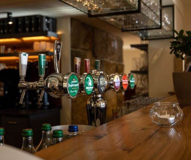 בית מלון כפרי & Restaurant Bären