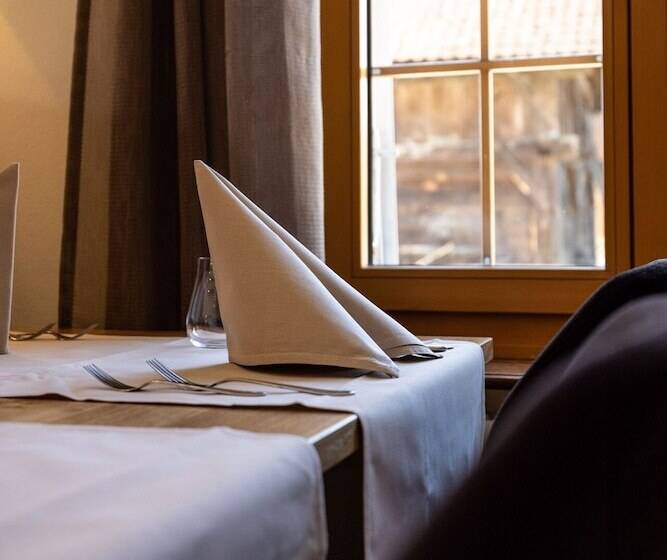 בית מלון כפרי & Restaurant Bären