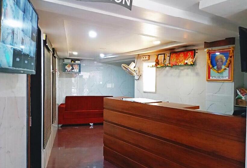 Отель Staymaker Shri Shakti Residency