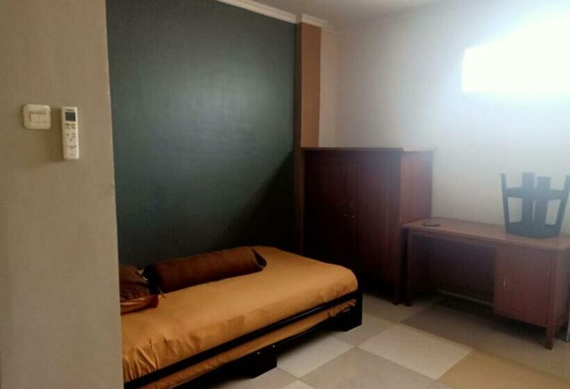 Пансион Grand Lie Residence Syariah 1