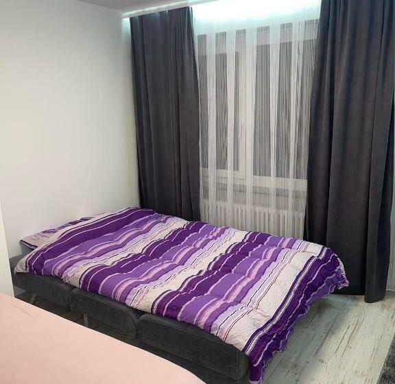 بنسيون Holiday 88