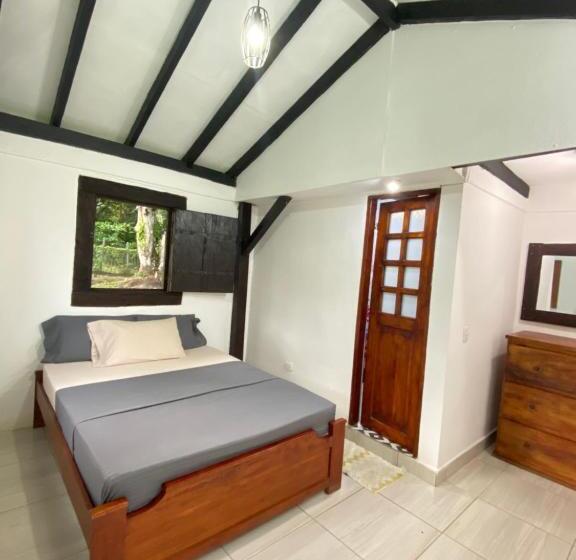 ペンション Hostal Portal Del Sol