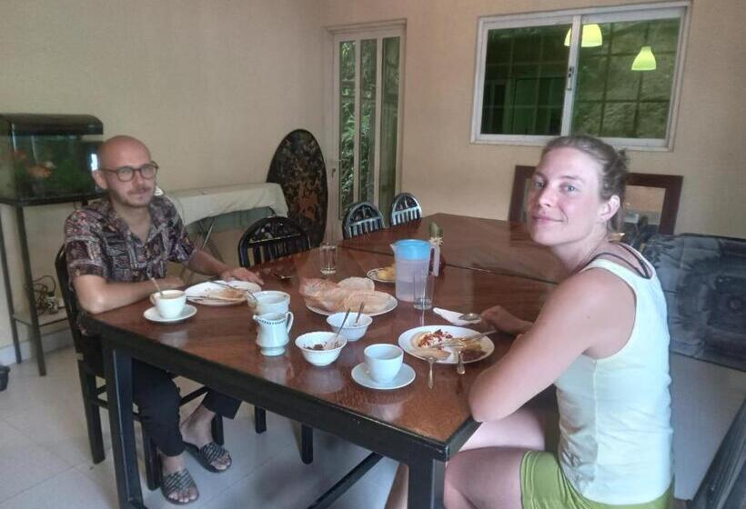 بنسيون Traveller S Villa