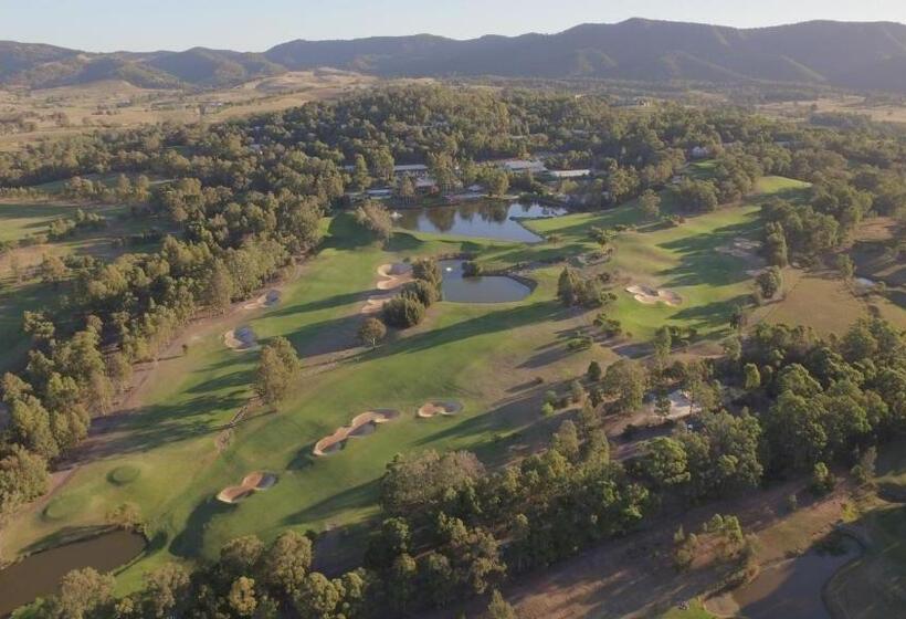 Villa 2br Pinot Nois Villa Located Within Cypress Lakes Resort