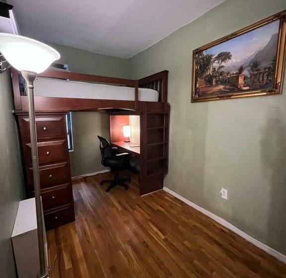 هاستل Private Rooms Near Lincoln Center
