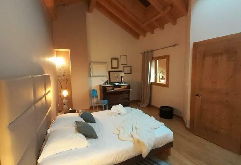 مبيت وإفطار Chez La Nanie