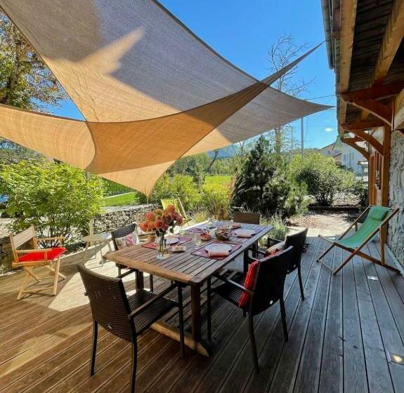 مبيت وإفطار Chez La Nanie