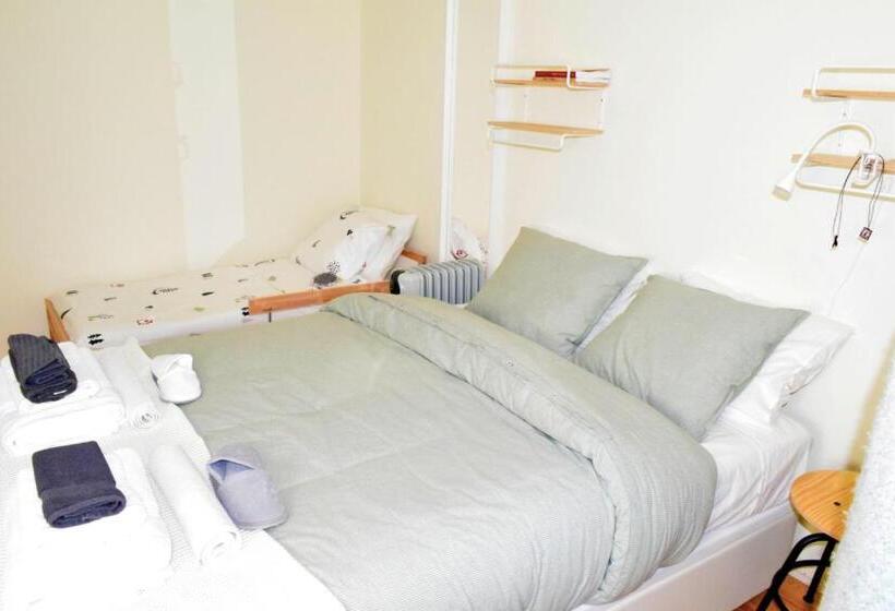 تختخواب و صبحانه Majesticlara Lisbon Guest House