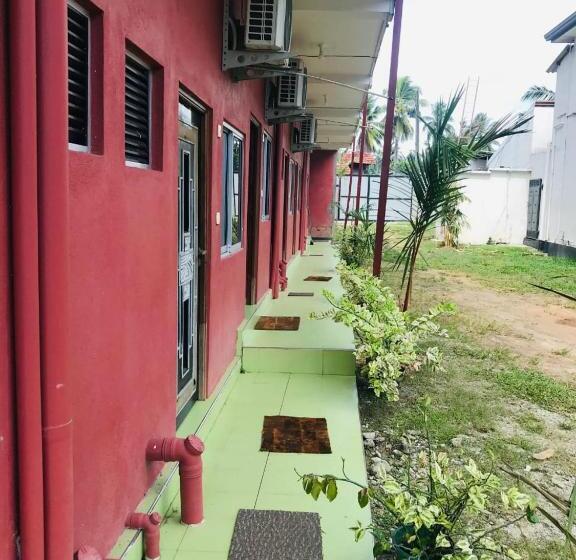 בית מלון כפרי Araliya