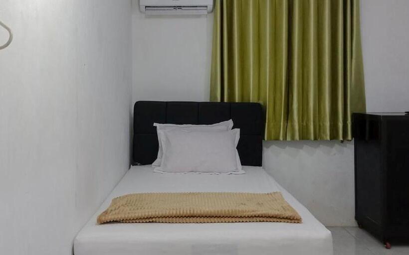 בית מלון כפרי Citra Green House Syariah Near Universitas Tulungagung