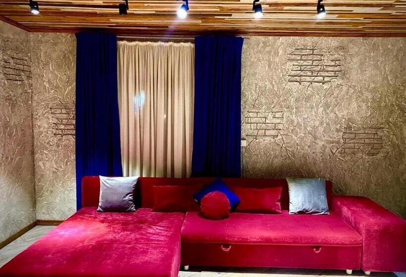 هتل Four Seasons In Carpathians