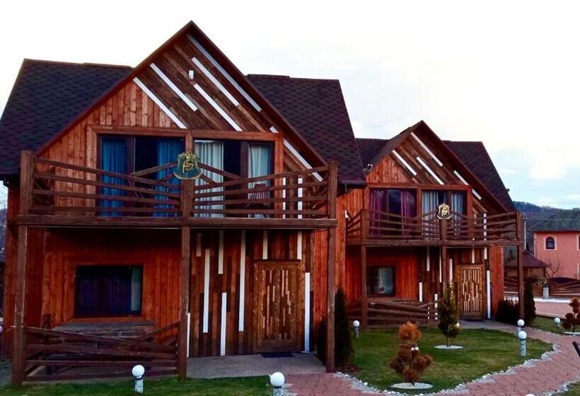 هتل Four Seasons In Carpathians