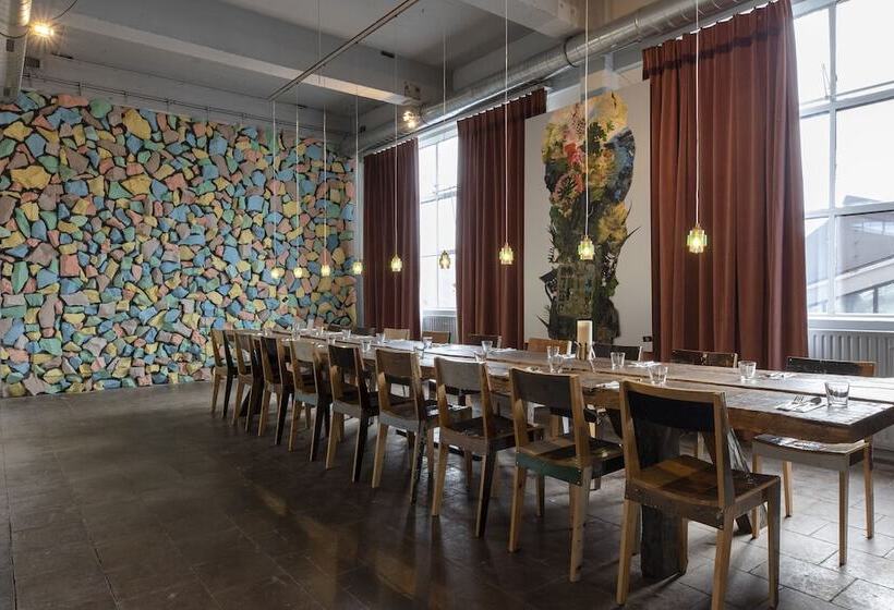 בית מלון כפרי Piet Hein Eek