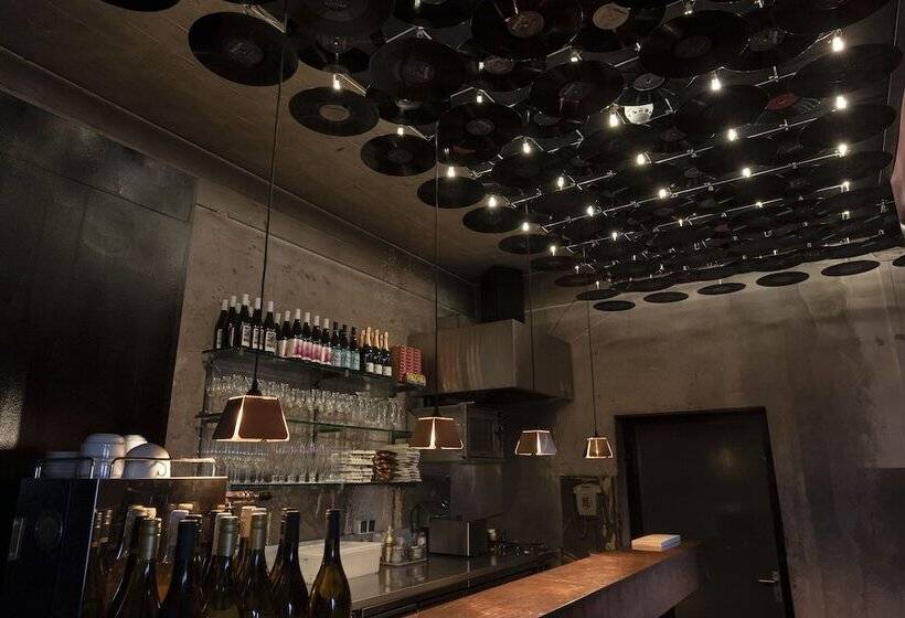 בית מלון כפרי Piet Hein Eek