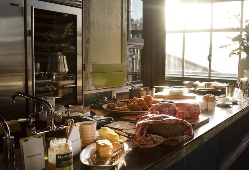 בית מלון כפרי Piet Hein Eek