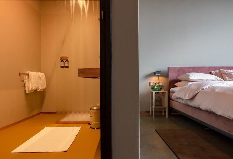 בית מלון כפרי Piet Hein Eek