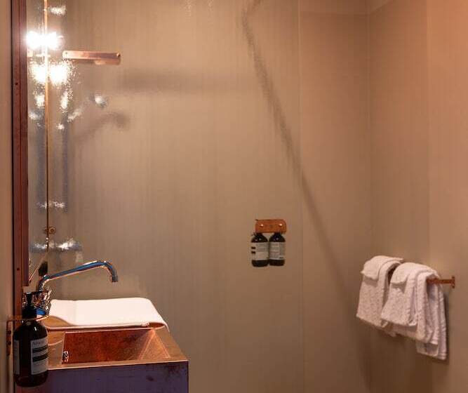 בית מלון כפרי Piet Hein Eek