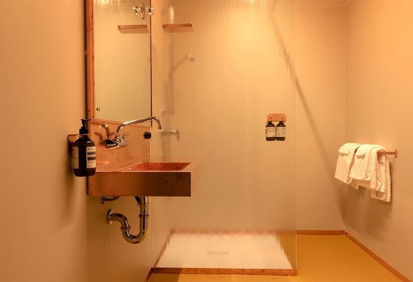 בית מלון כפרי Piet Hein Eek