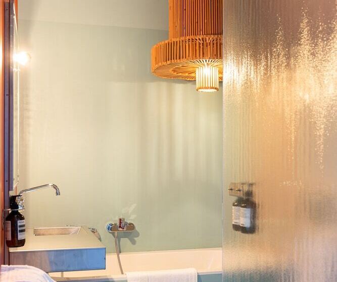 בית מלון כפרי Piet Hein Eek