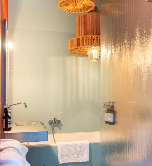 בית מלון כפרי Piet Hein Eek