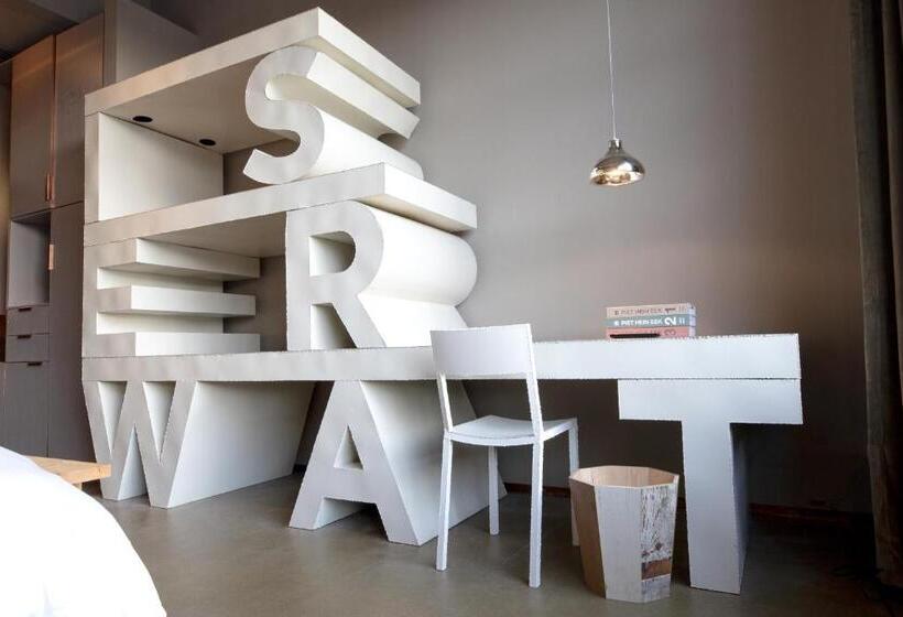 בית מלון כפרי Piet Hein Eek