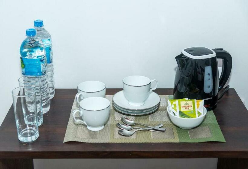 Отель Sadee S Place