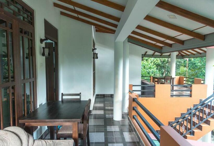 Отель Sadee S Place