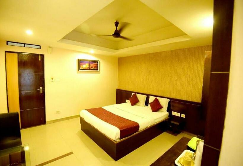 ホテル Shastri Paradise