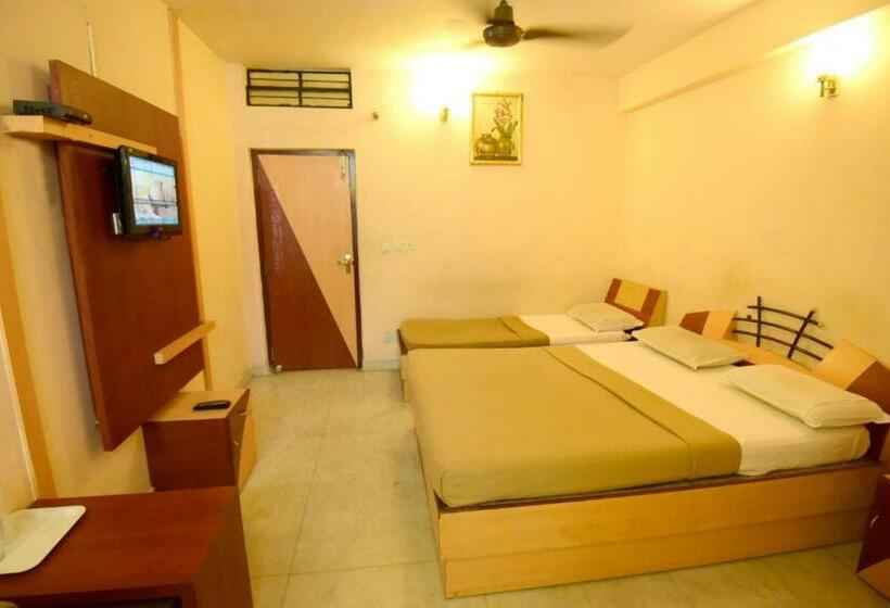 ホテル Shastri Paradise