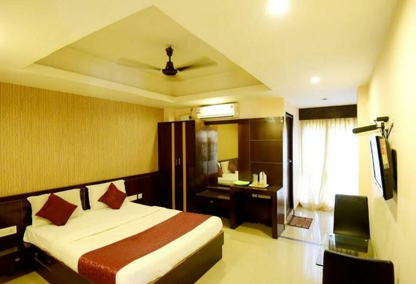 ホテル Shastri Paradise