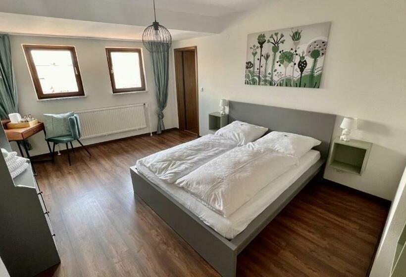 בית מלון כפרי Sonne